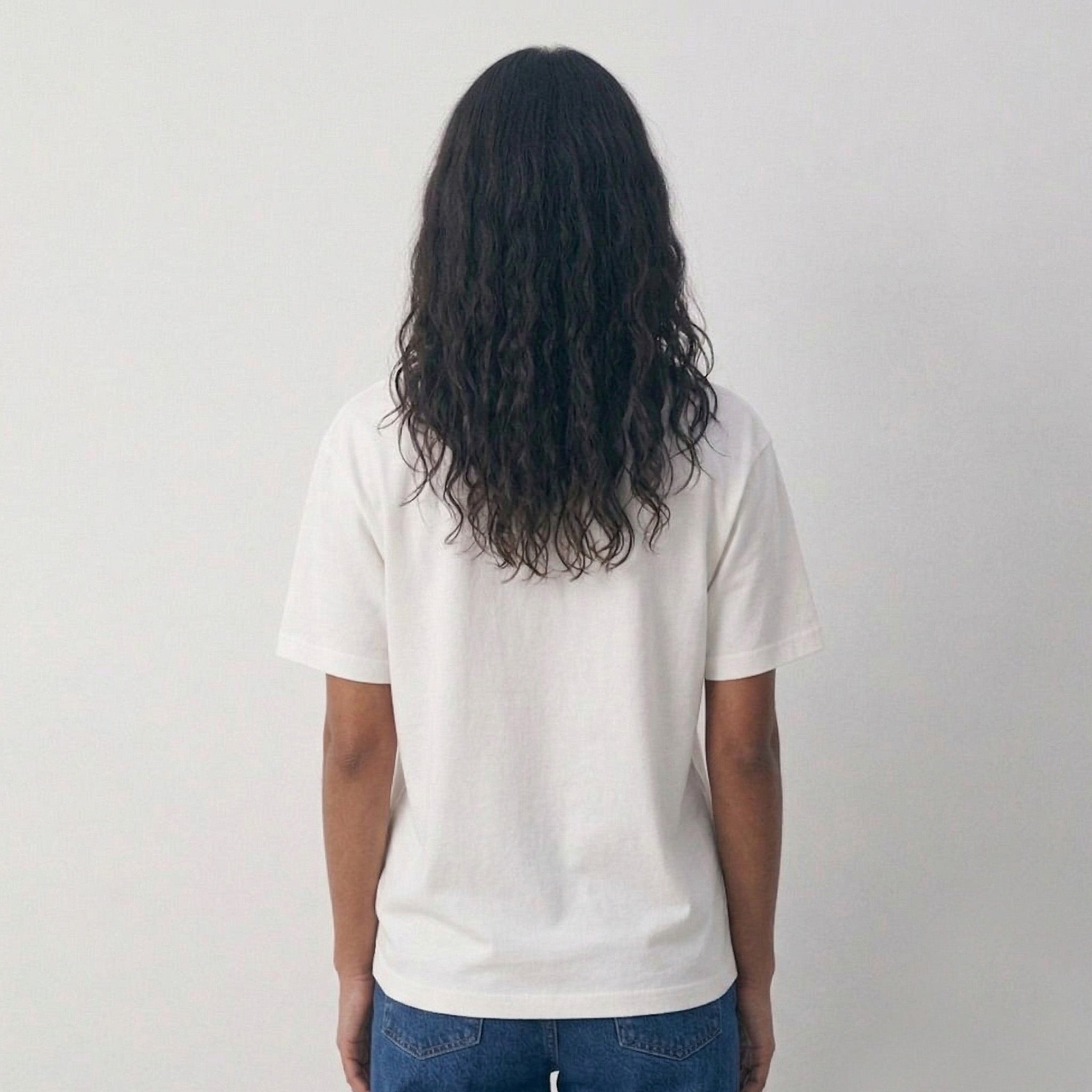 it's complicated. classic tee.